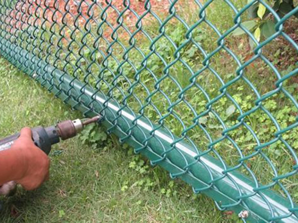 勾花護(hù)欄網(wǎng)圖片1