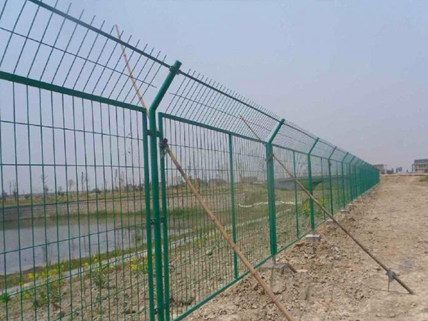 水庫隔離柵圖片1