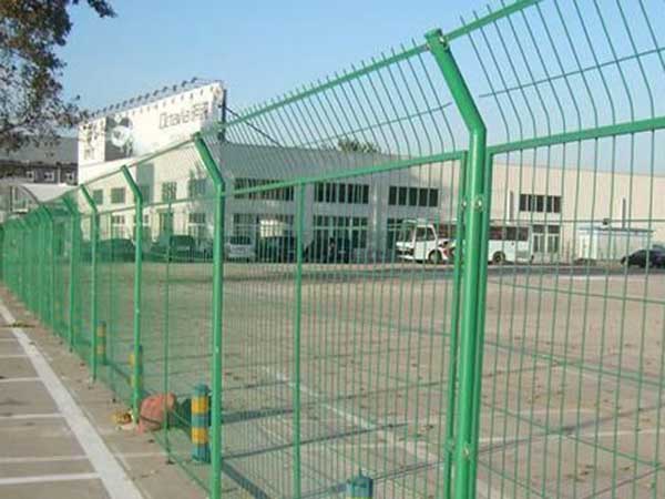 安全防護(hù)柵欄圖片2