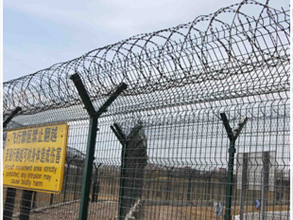 阜陽(yáng)機(jī)場(chǎng)防護(hù)欄圖片3