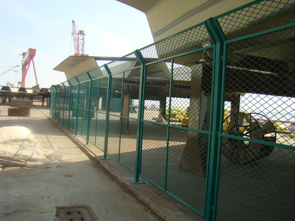 圍墻護(hù)欄網(wǎng)圖片4