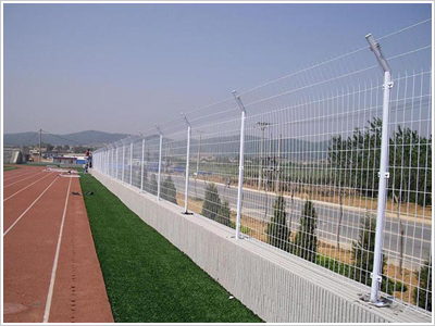 焊接網(wǎng)隔離柵