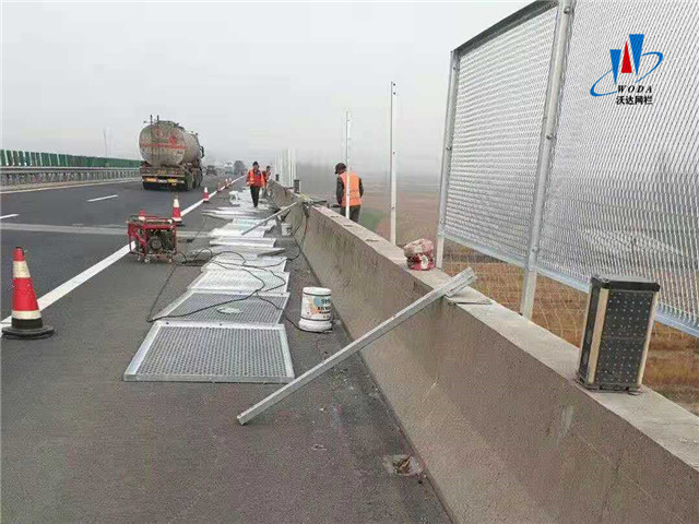 熱浸鋅防拋網(wǎng)圖片5